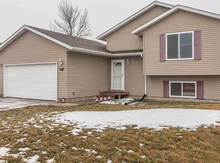 205 Jessica St, Worthing, SD 57077