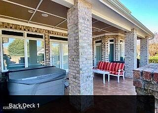 5th image of 100 Lookout Ridge