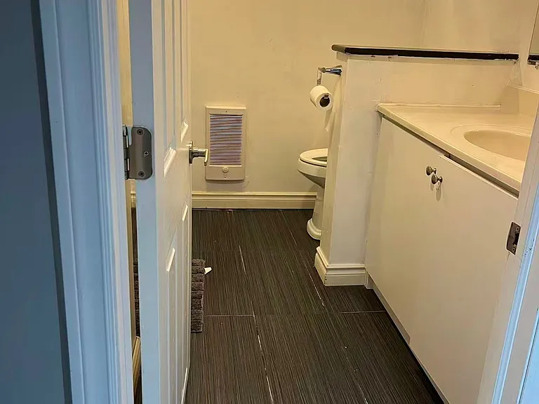 57 Howard Rd — Photo 5