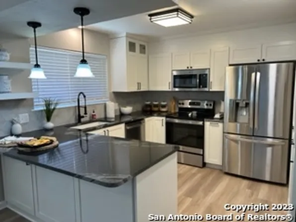 664 Fern Meadow Dr, Universal City, TX 78148