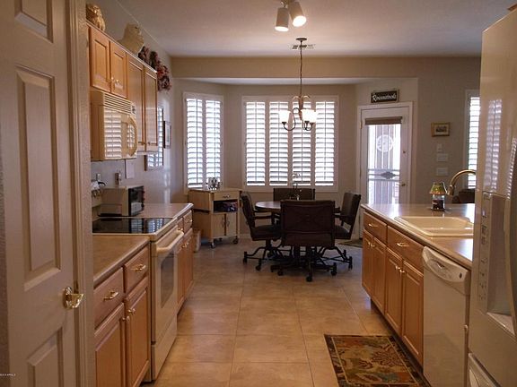 5th image of 3046 E Palm Beach Dr