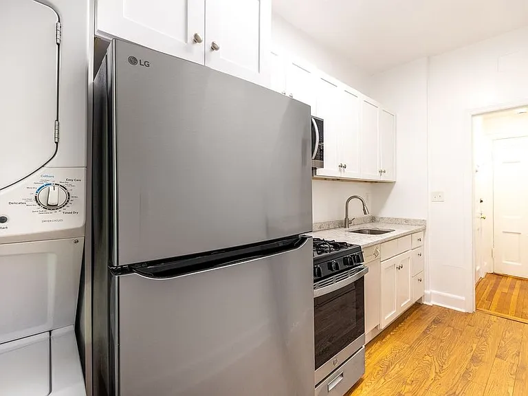 111 N Broadway #A — Photo 18
