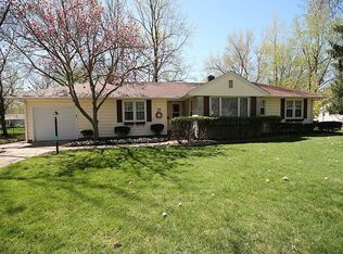 19 E South Court Dr, Decatur, IL 62526