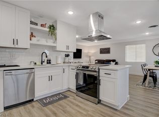 4601 Warner Pl, Las Vegas, NV 89115