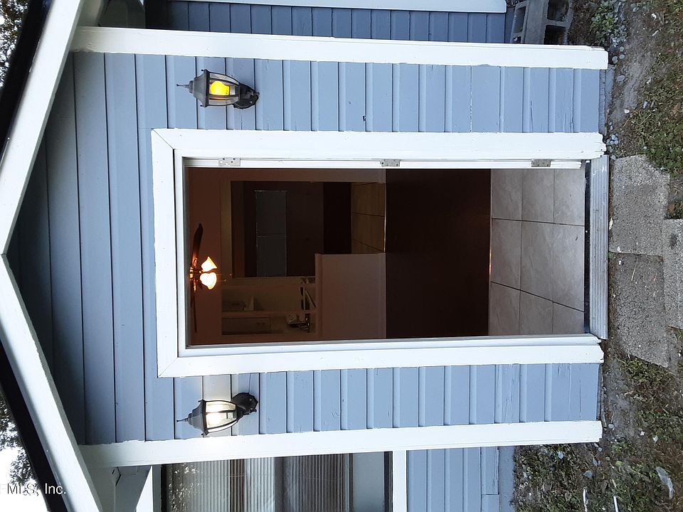 1st image of 3333 Frances Ave
