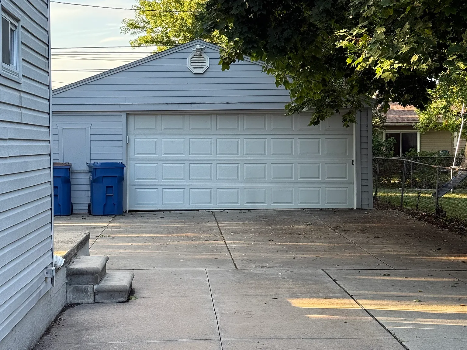 4 bed, 900 sqft, $1,350 — Photo 2