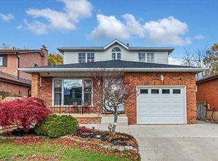 35 Trenholme Cres, Hamilton, ON L8W2L4