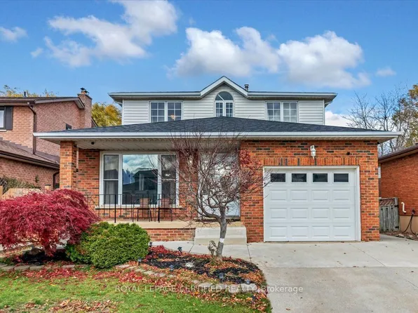 35 Trenholme Cres, Hamilton, ON L8W 2L4