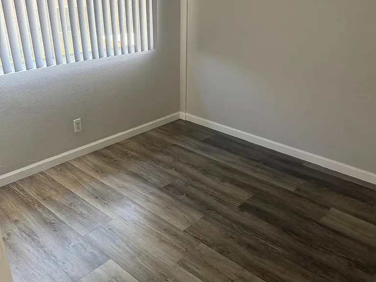 5033 W Wilson St #220 — Photo 10