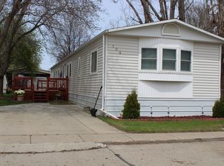 104 W Buffalo St, Mandan, ND 58554