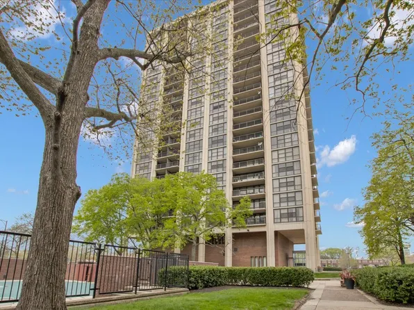 2901 S Michigan Ave APT 1301, Chicago, IL 60616