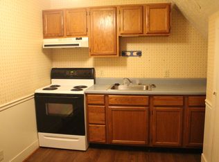 312 W Main St APT 5, Grove City, PA 16127