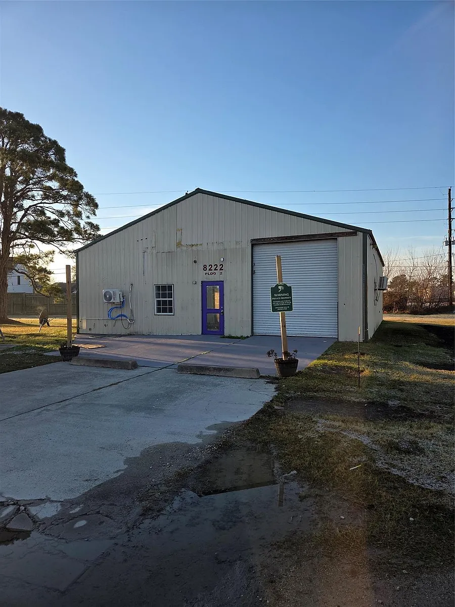 Building Photo - 8222 N Highway 146