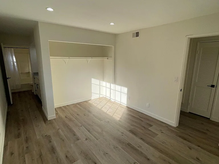 11350 Foothill Blvd #9 — Photo 9