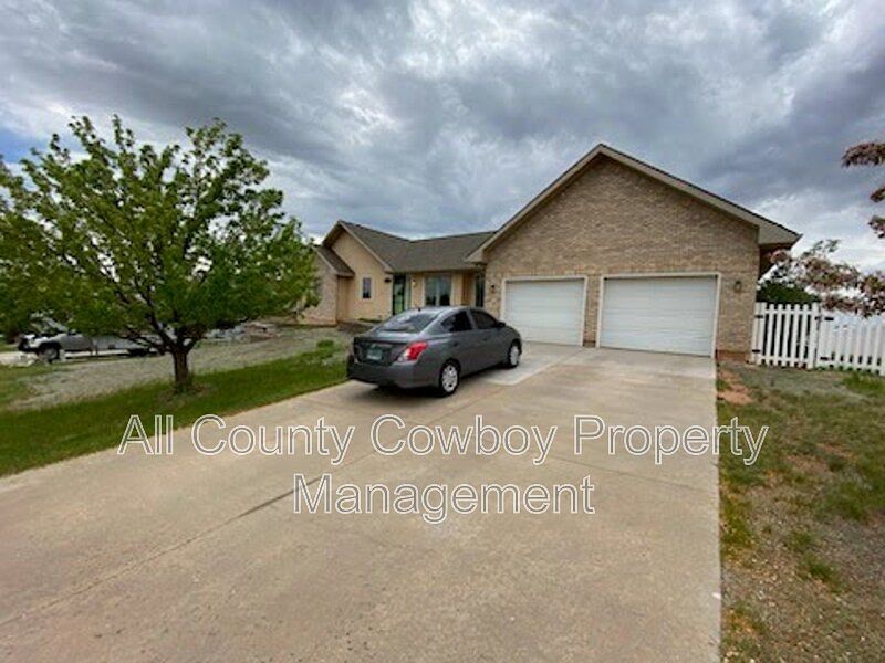 1st image of 1666 Nottage Ct