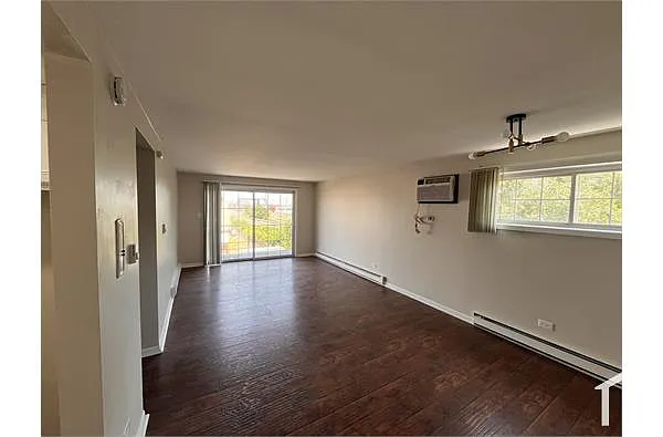 Building Photo - 7855 S Kedzie Ave #2G