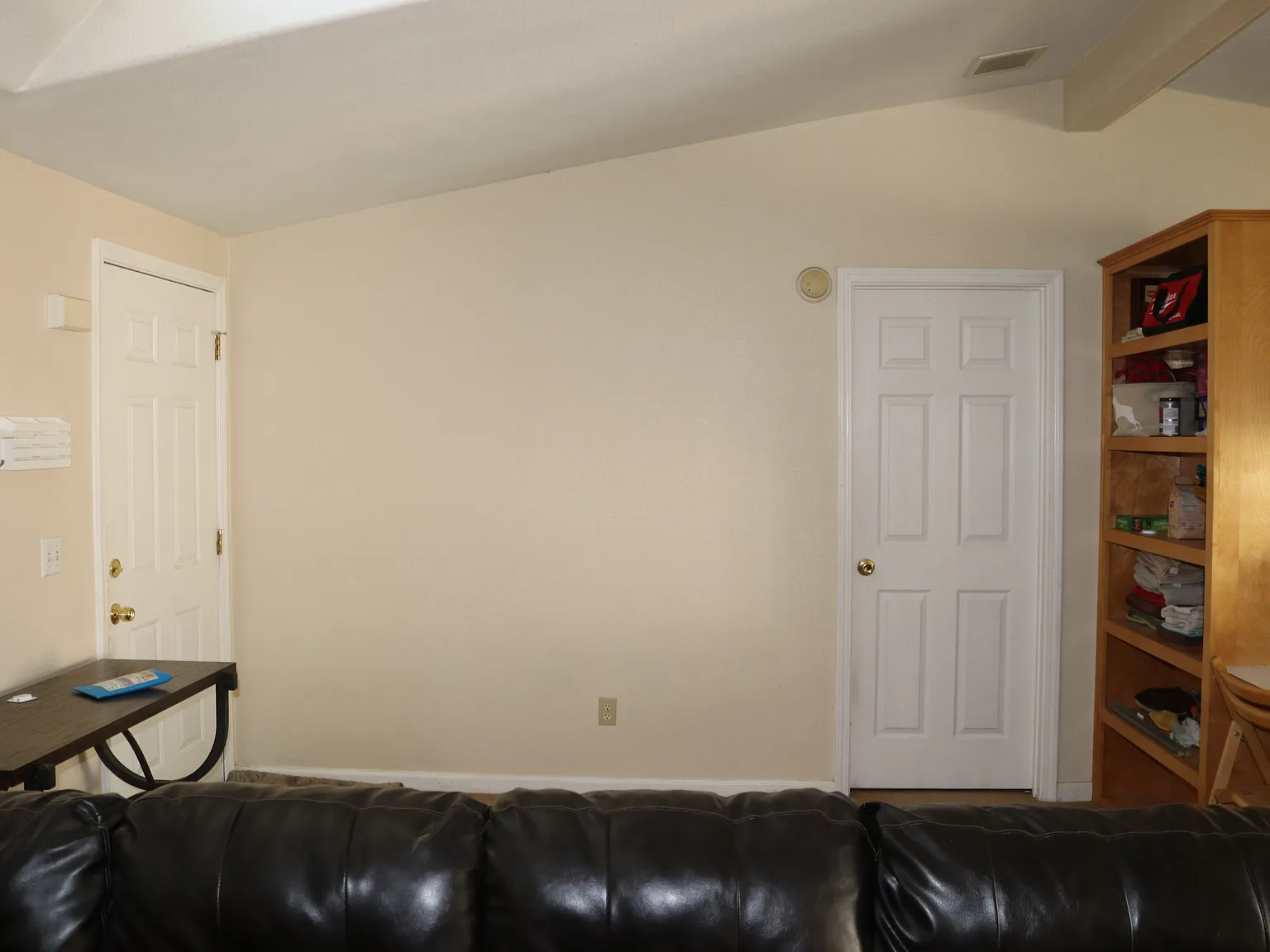 1 bed, 1260 sqft, $1,200 — Photo 3