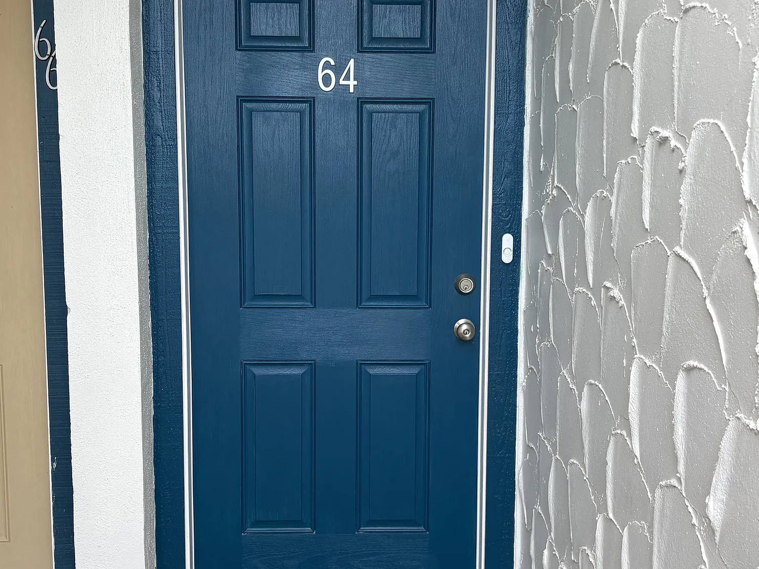 AM64 - 34-LEA — Photo 2
