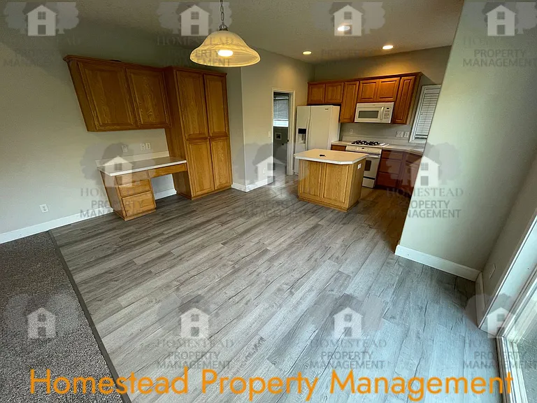 2772 Bastille Ave SE — Photo 6