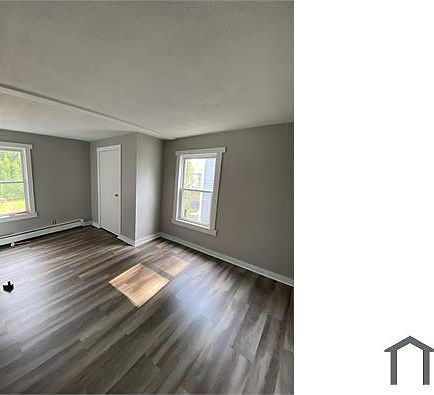 2nd image of 36 South St