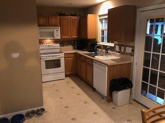 2nd image of 157 Acorn Dr