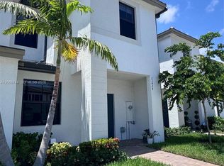 23424 SW 127th Pl, Homestead, FL 33032