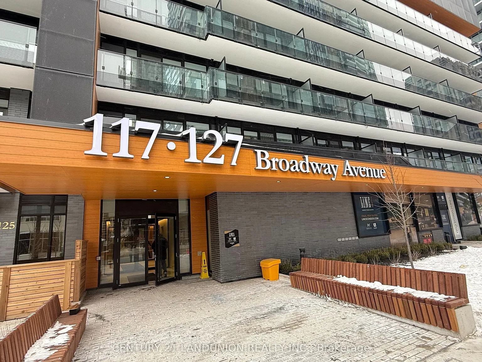 2 bed, $3,000 — Photo 1