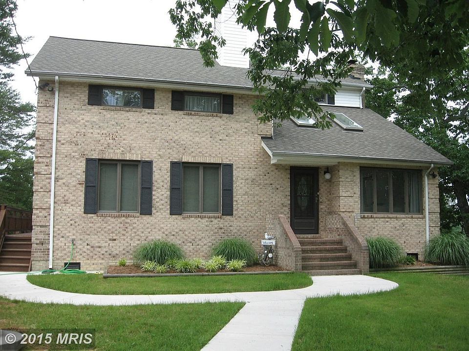 Exterior (Front)
