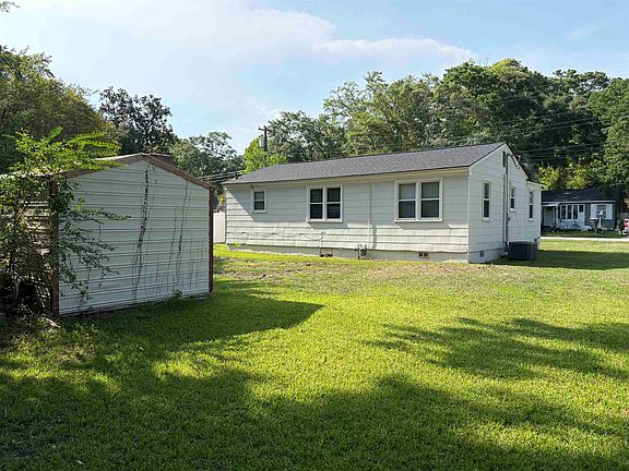 4th image of 505 Dawson St.