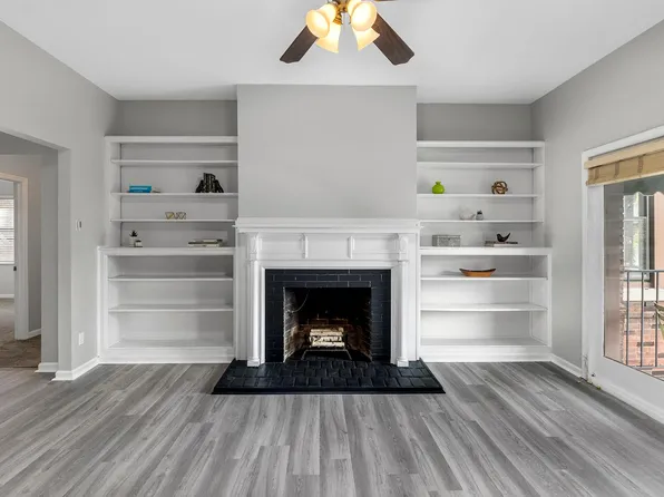 18 N Taylor Ave APT 3S, Saint Louis, MO 63108