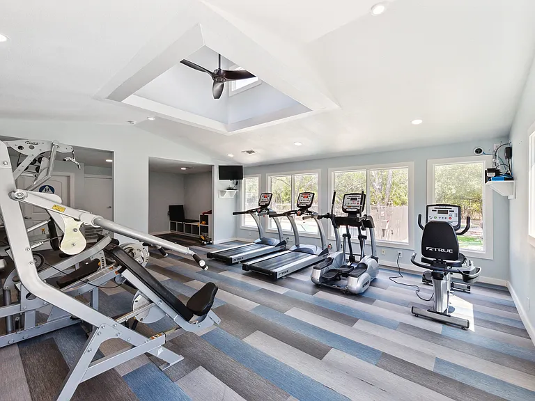 Maxwell Townhomes — Photo 9