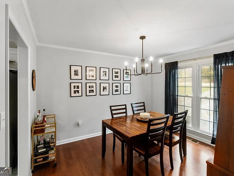 325 Brookstone Dr — Photo 8