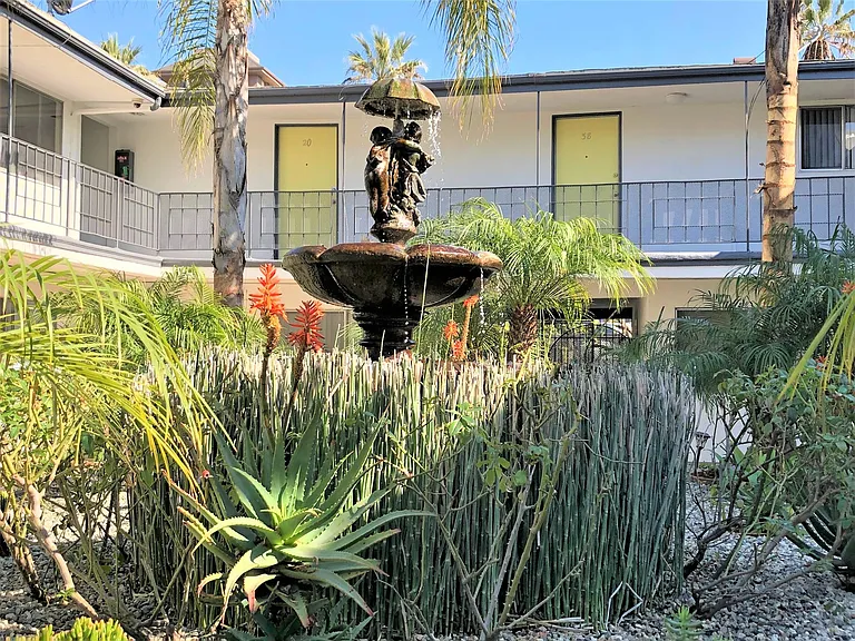 Westmont Apartments LLC — Photo 8
