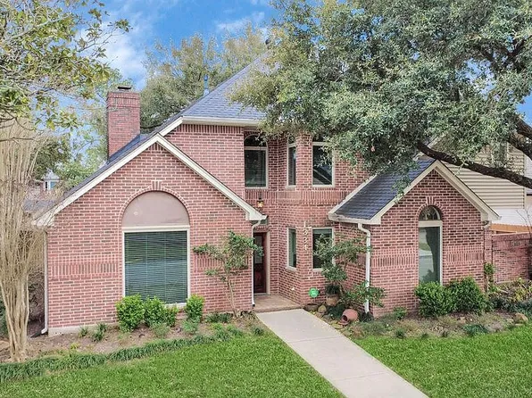 1334 Wickshire Ln, Houston, TX 77043