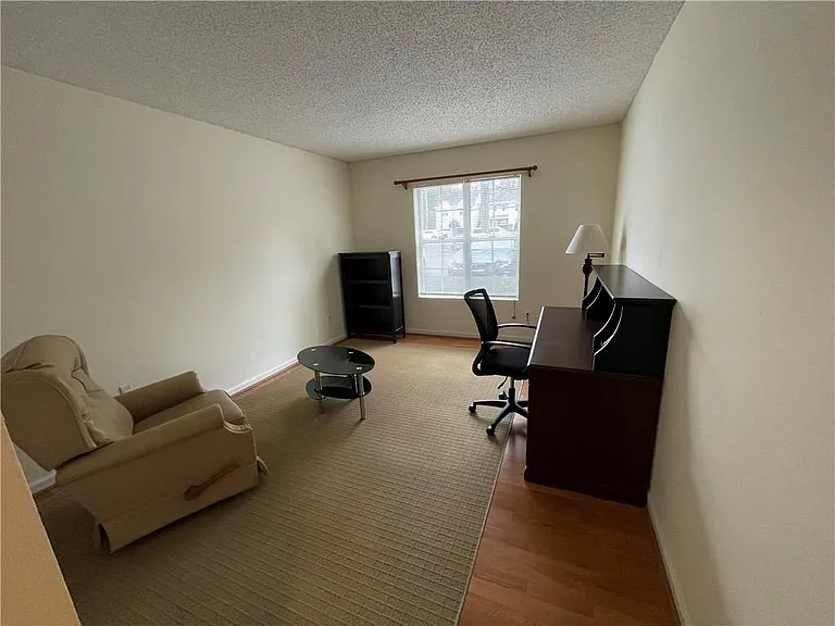 3083 Westwood Way — Photo 7