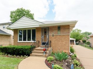8755 N Merrill St, Niles, IL 60714