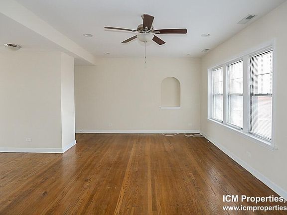 3rd image of 4673 N Wolcott Ave #1