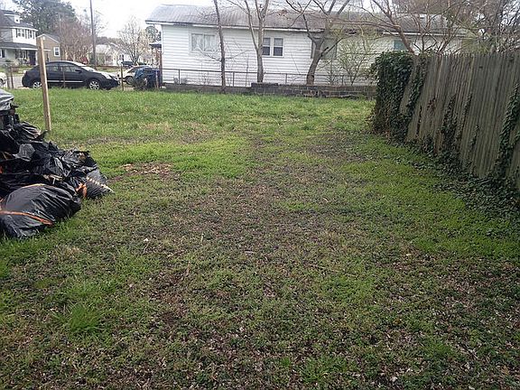 4th image of 3512 Roanoke Ave