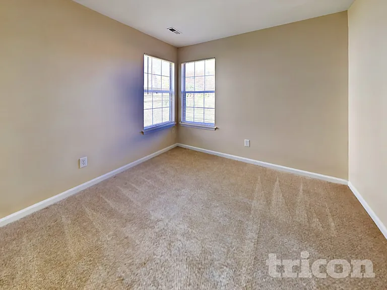 1701 Gordon Walters Dr — Photo 10