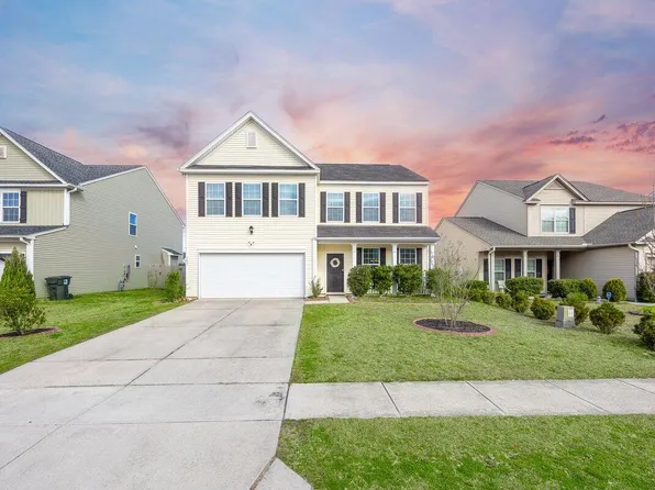 108 Weeping Cypress Dr, Moncks Corner, SC 29461