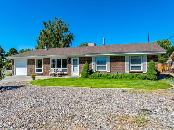 77 Delicado Dr, White Rock, NM 87547