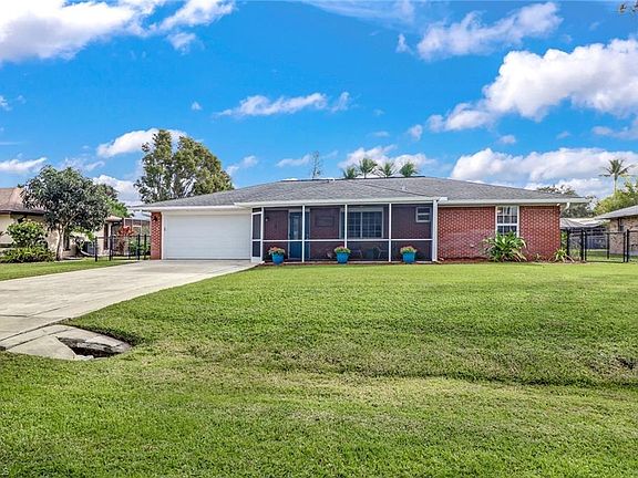 3rd image of 27593 Garrett St