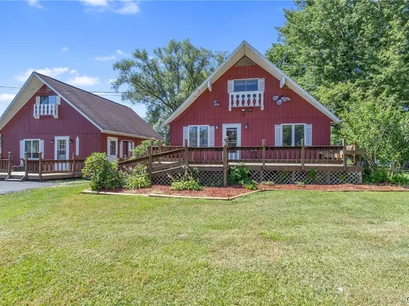 261-263 Oneida River Rd, Pennellville, NY 13132