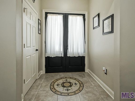 4th image of 12520 Sylvan Ct