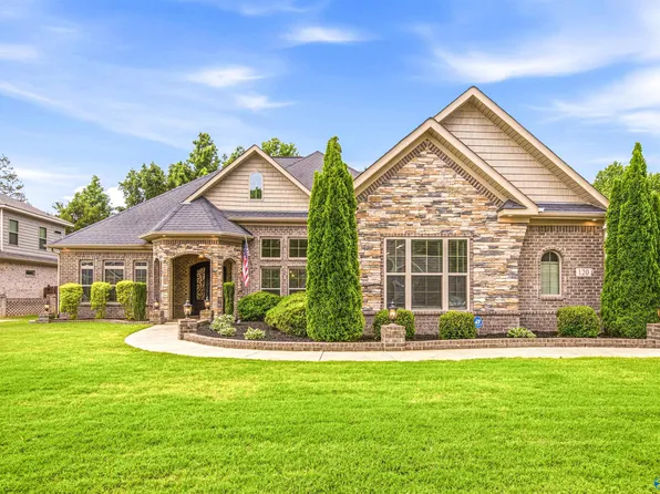120 Huntsmen Ln, Harvest, AL 35749