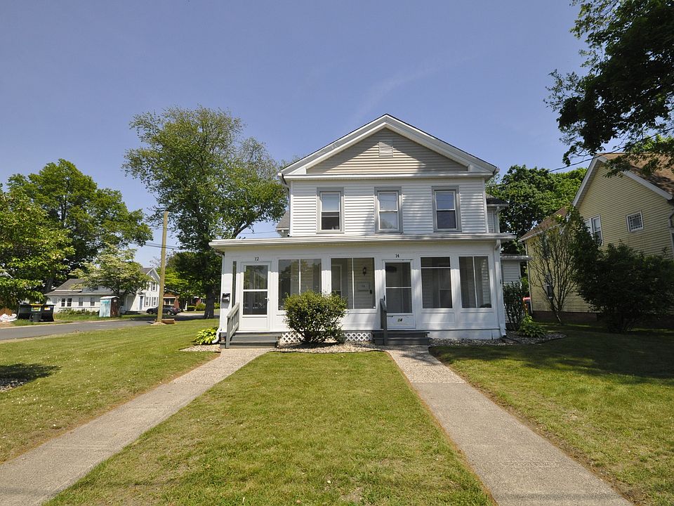1st image of 12 Park St #12