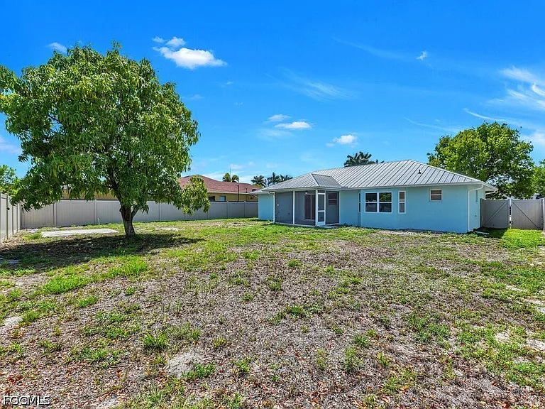 2509 Academy Blvd — Photo 30