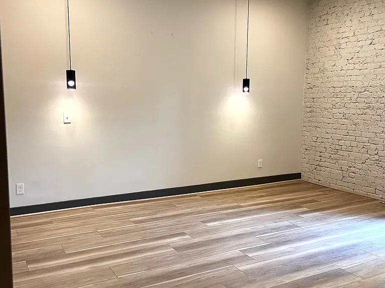 2018 Morris Ave #202 — Photo 9