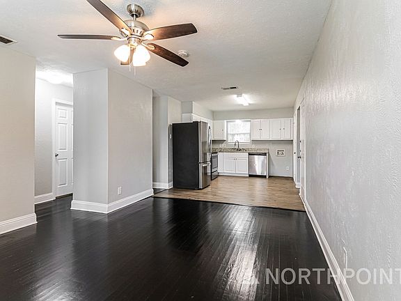 5th image of 1101 Rancho Dr
