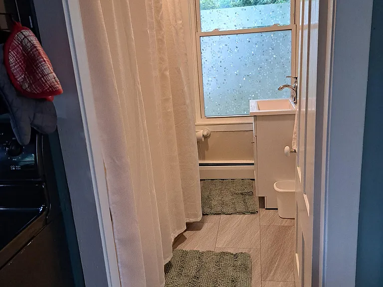 72 Grove St — Photo 14
